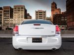 Chrysler 300C Motown 2013 года
